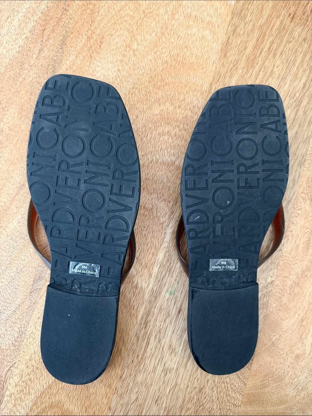 Veronica Beard Dark Brown Leather  and Jelly Flip Flops